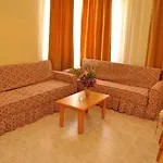Grand Horizon Hotel