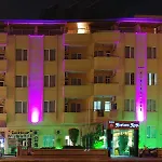 Grand Horizon Hotel