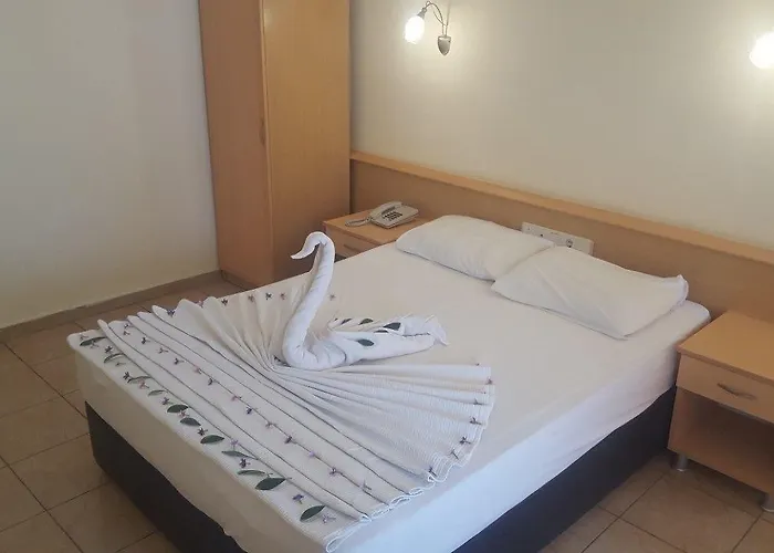 Grand Horizon Hotel